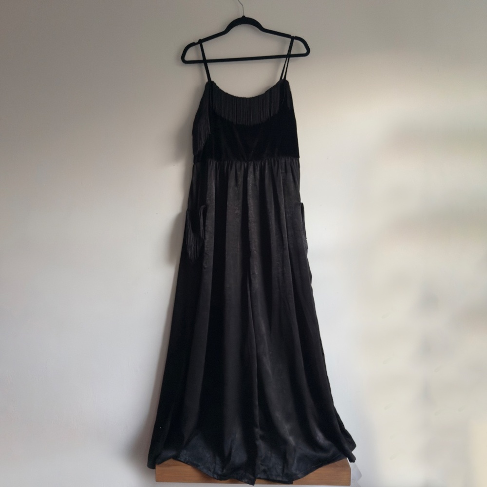 Fashion Brand Company, Wide leg Fringe Jumpsuit // XXL